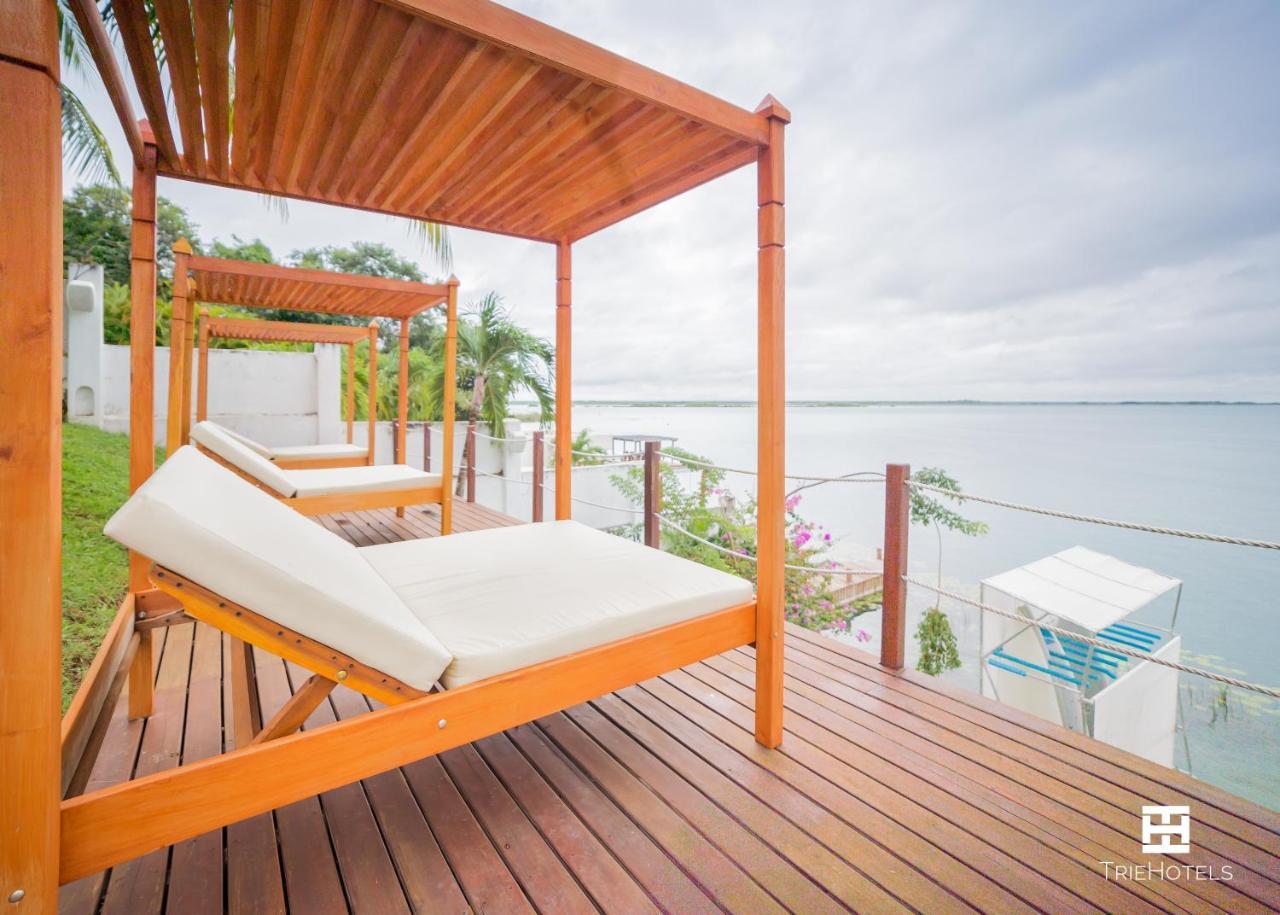 Hotel Villa Esmeralda Бакалар Екстериор снимка